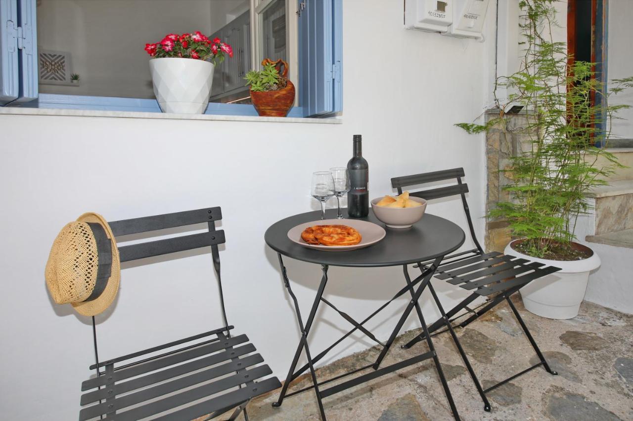 Vanilla Guesthouse Skopelos stad Exteriör bild