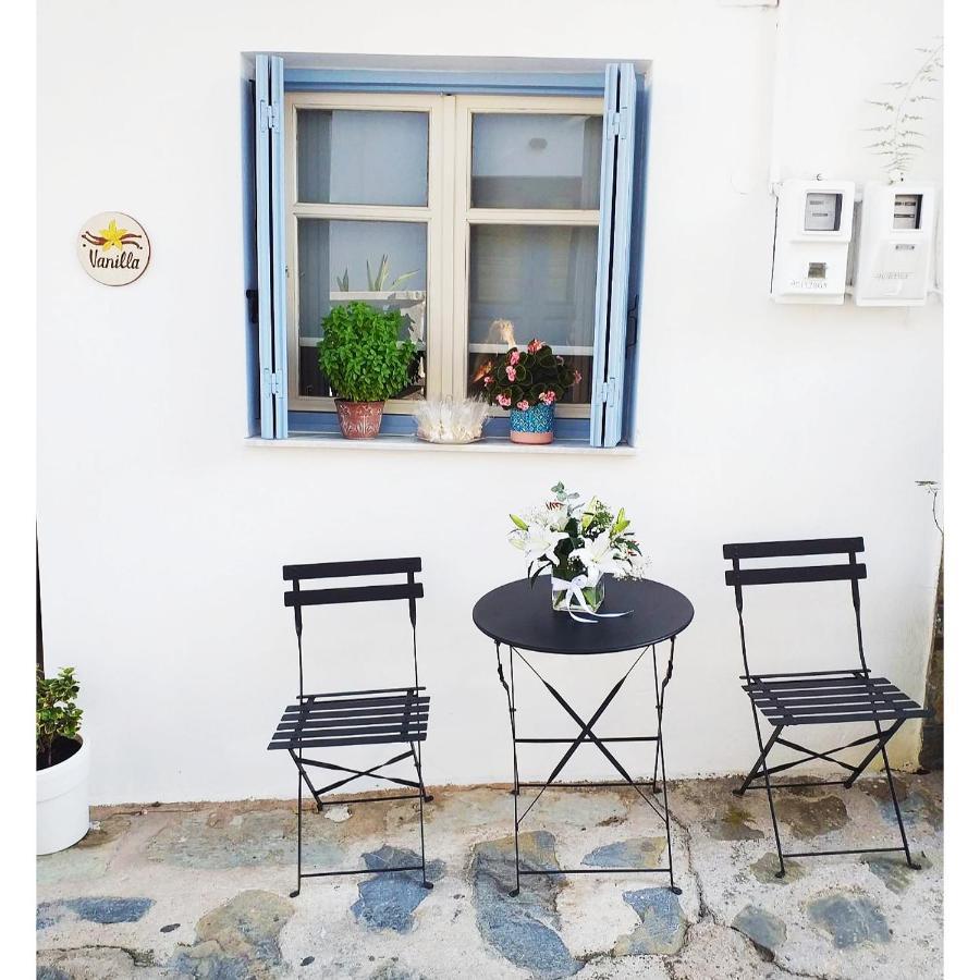 Vanilla Guesthouse Skopelos stad Exteriör bild